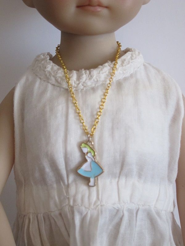 Bijou mini collier pendentif porte photo Alice poupée ancienne/poupée moderne 
